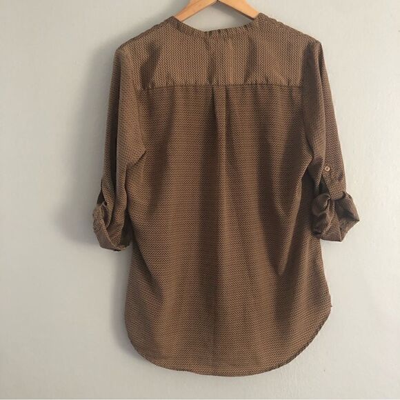 Antilia Femme dotted v-neck blouse NWOT size large - Picture 8 of 9